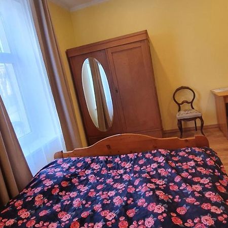 Hot Riga Ernestines Iela 7-1 Enjoy The Feel Of Home And History! Ngoại thất bức ảnh